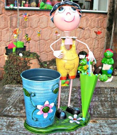 ENCOMENDA BONECO DE METAL