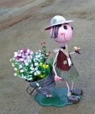 ENCOMENDA BONECA DE METAL